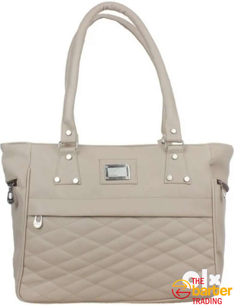 Hand Bags / Purses (READ DESCRIPTION)